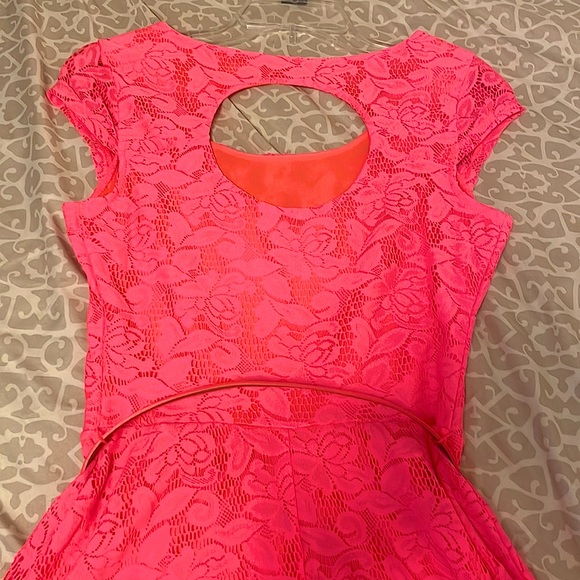 Bright Pink/Scarlet Dress. Worn Once. Like Brand New. Great Quality - Picture 5 of 5